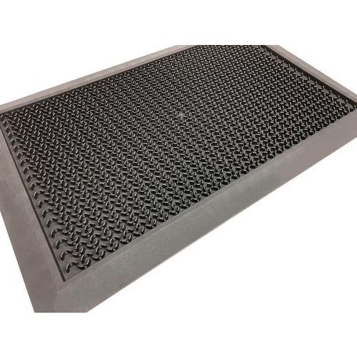 Non Slip Foot Bath Mat with Ramped Edges – 800mm x 550mm
