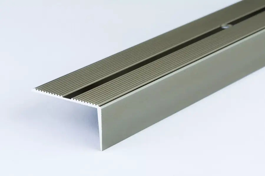 Anodised Aluminium Stair Edge Trim with Grooved Anti-Slip Surface – 40mm x 20mm – Available in 1m and 2m Lengths