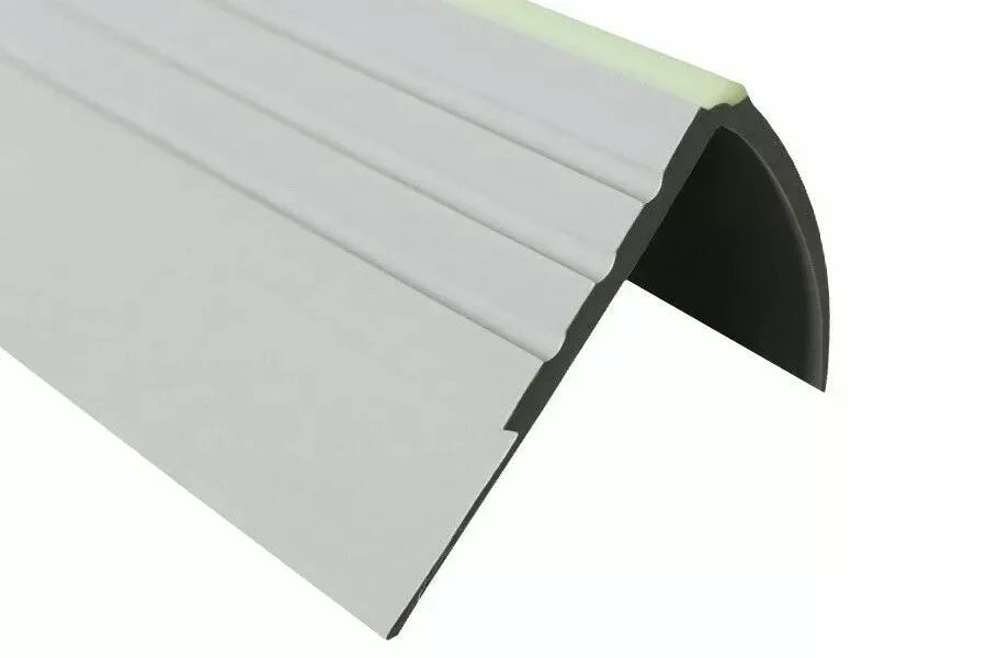 40mm x 40mm Rubber Stair Nosing with Glow Strip – PVC Non-Slip Bullnose Profile – 1.18m Length